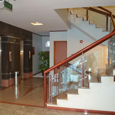 City Bay Hotel