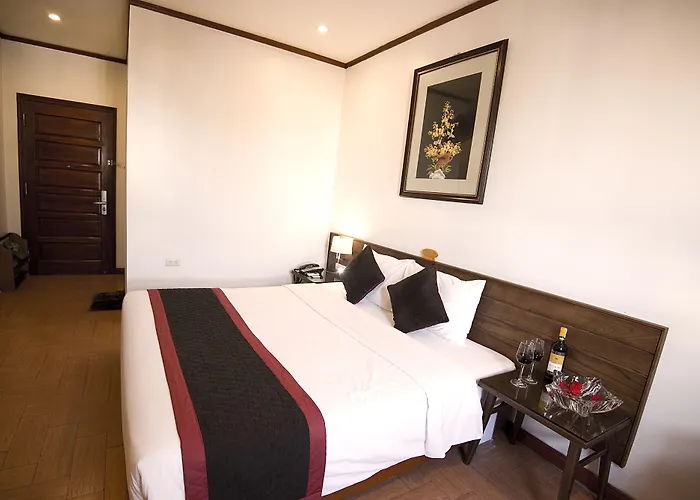 Hotel Bay 2*