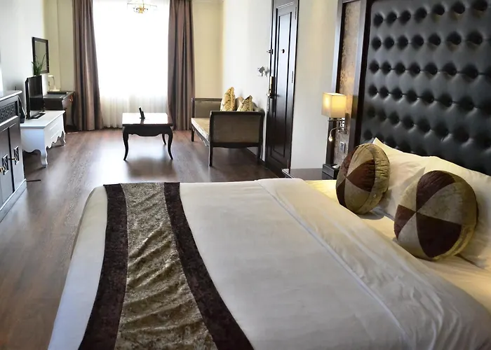 Bay Hotel