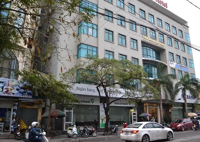 Bay Hotel 2*