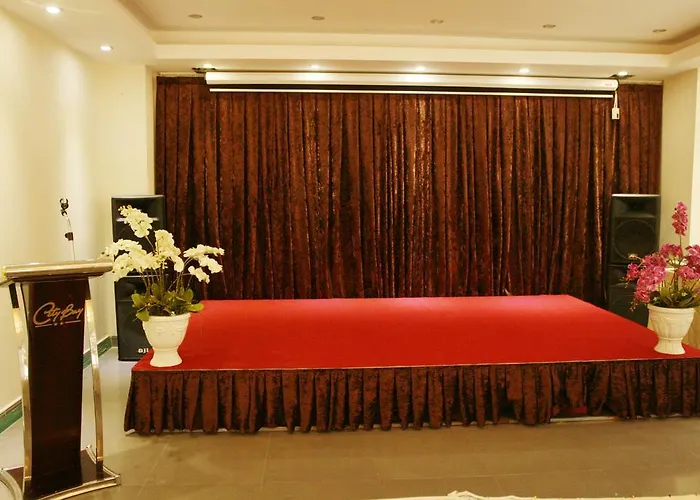 Hotel Bay 2*