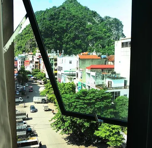Bay 2* Ha Long
