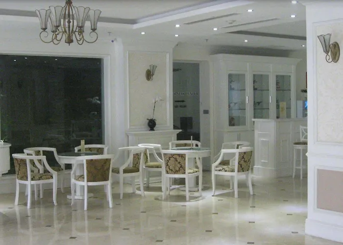 Bay Hotel 2*