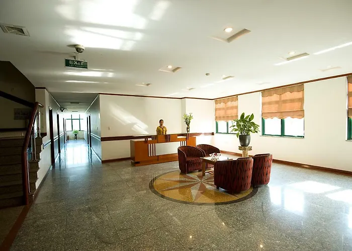 Bay Hotel 2*